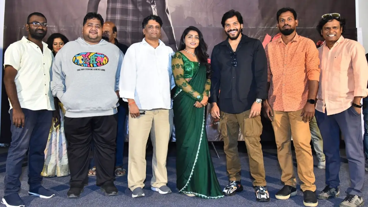 https://www.mobilemasala.com/cinema/Bahirbhoomi-first-look-launch-with-grandeur-tl-i300377