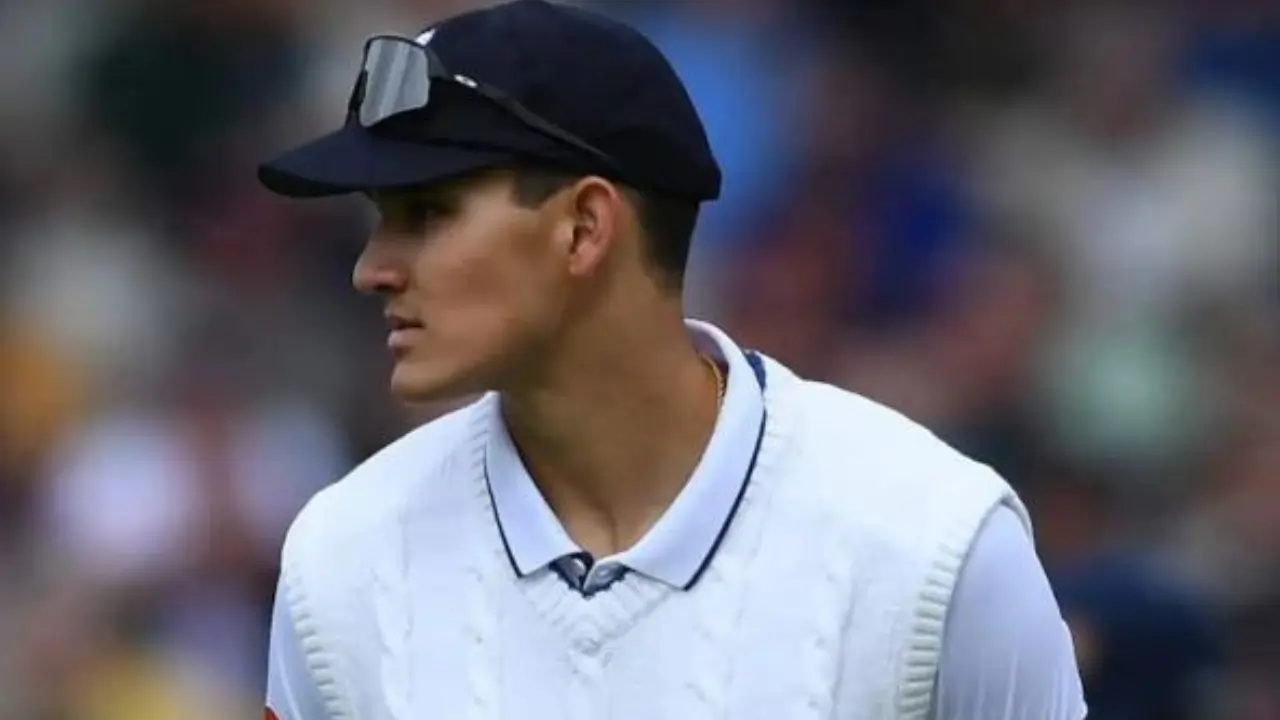 https://www.mobilemasala.com/khel/RP-Singhs-son-Harry-makes-surprise-debut-as-Englands-substitute-fielder-in-first-Test-against-Sri-Lanka-hi-i292759