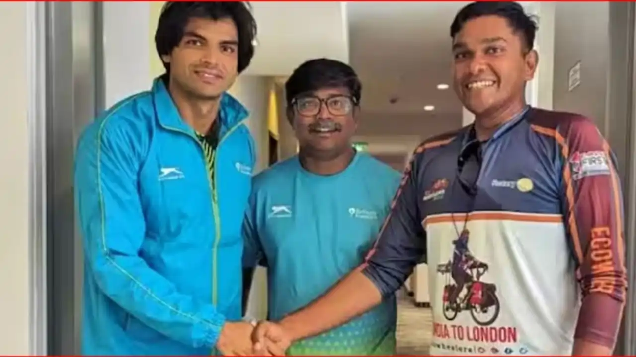 https://www.mobilemasala.com/khel/If-you-are-a-fan-then-so-be-it-Reached-France-by-bicycle-for-Neeraj-Chopra-covered-22000-km-distance-in-2-years-hi-i285559