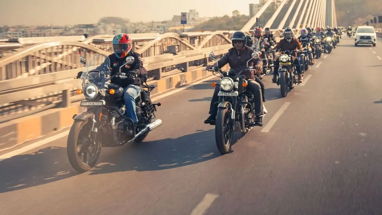 https://www.mobilemasala.com/auto-news/Royal-Enfield-hosts-a-ride-across-40-cities-to-mark-1-year-of-Super-Meteor-650-i217189