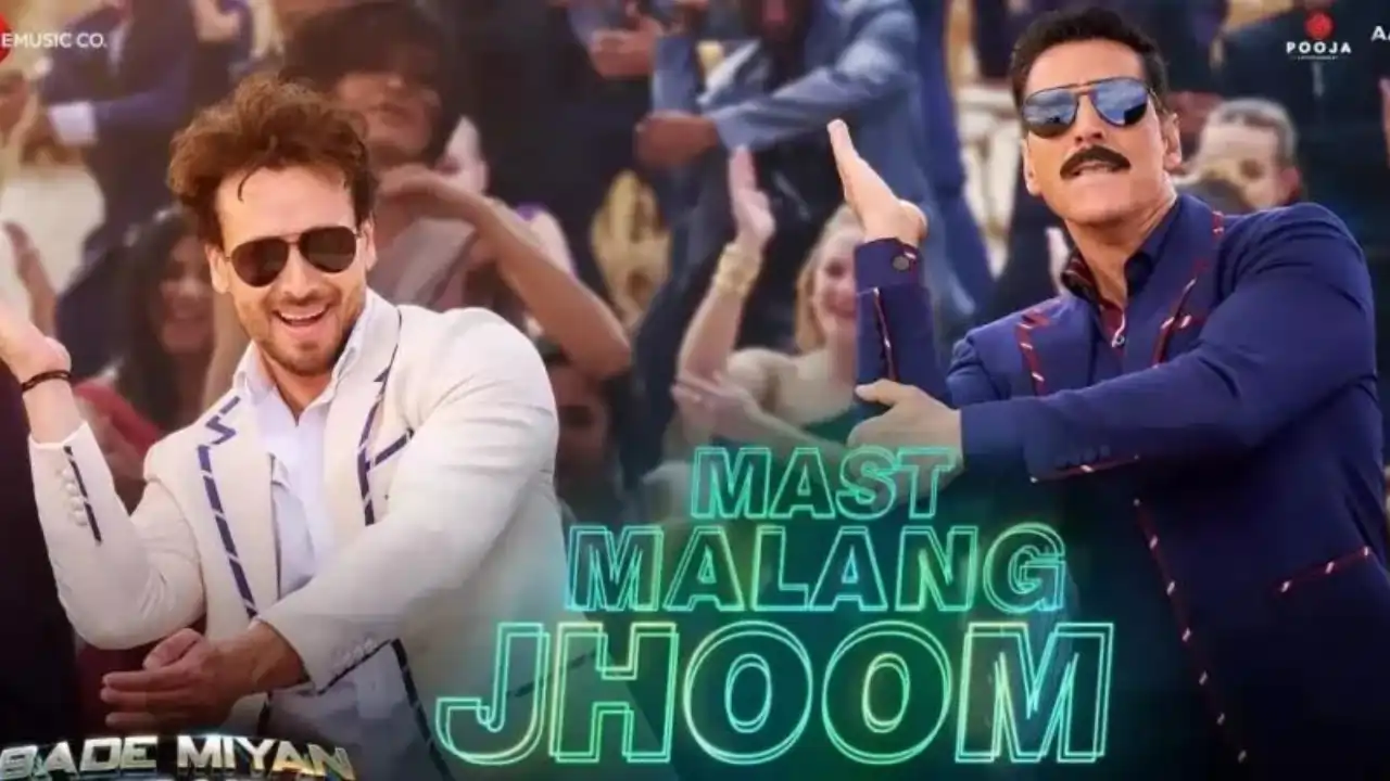 https://www.mobilemasala.com/music-hi/Mast-Malang-Jhoom-song-released---Akshay-Tiger-and-Sonakshi-were-seen-dancing-hi-i219397