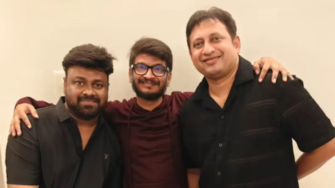 https://www.mobilemasala.com/film-gossip/Ananth-Sriram-Wins-Major-Awards-as-Best-Lyricist-for-the-Movie-Baby-i313930