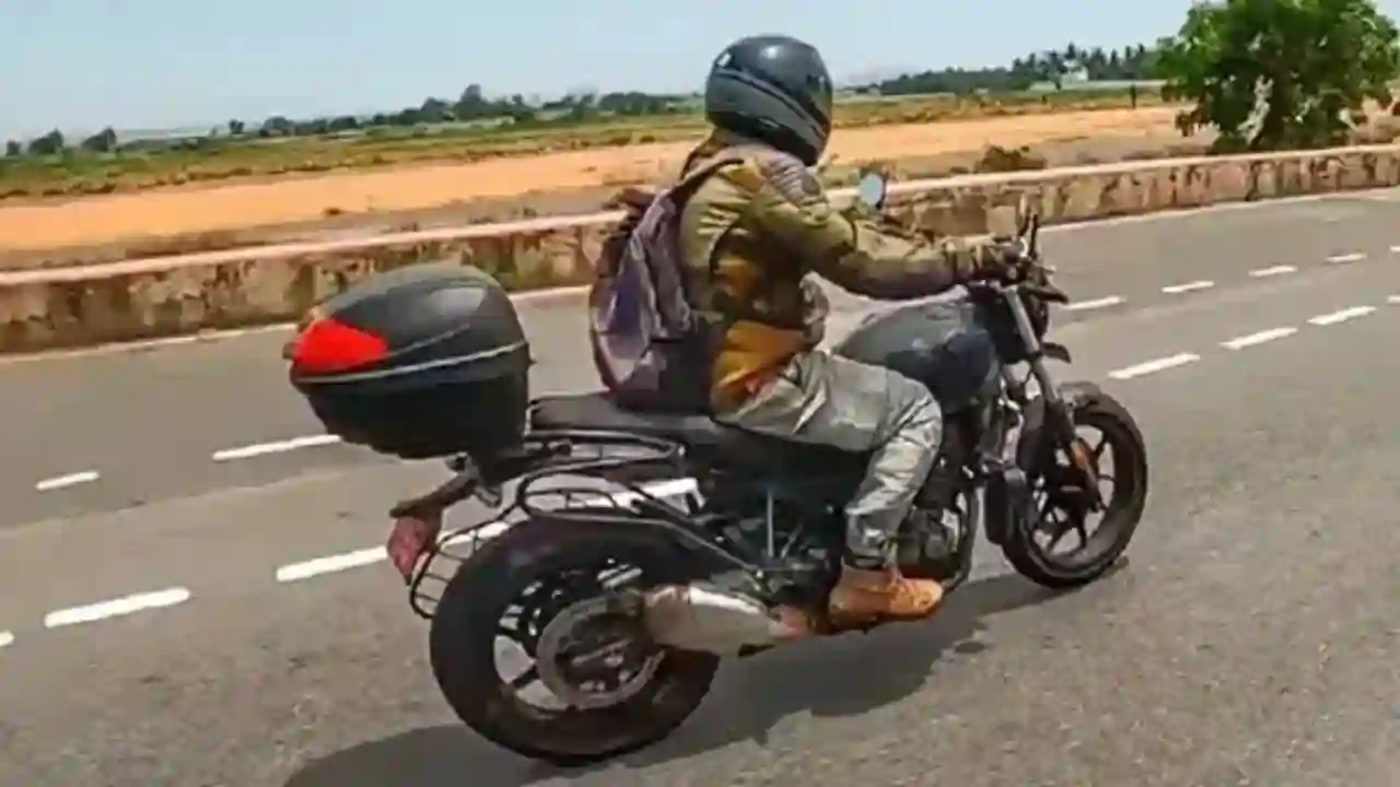 https://www.mobilemasala.com/auto-news/Royal-Enfield-Hunter-450-spotted-ahead-of-launch-Check-new-spy-shots-i208478
