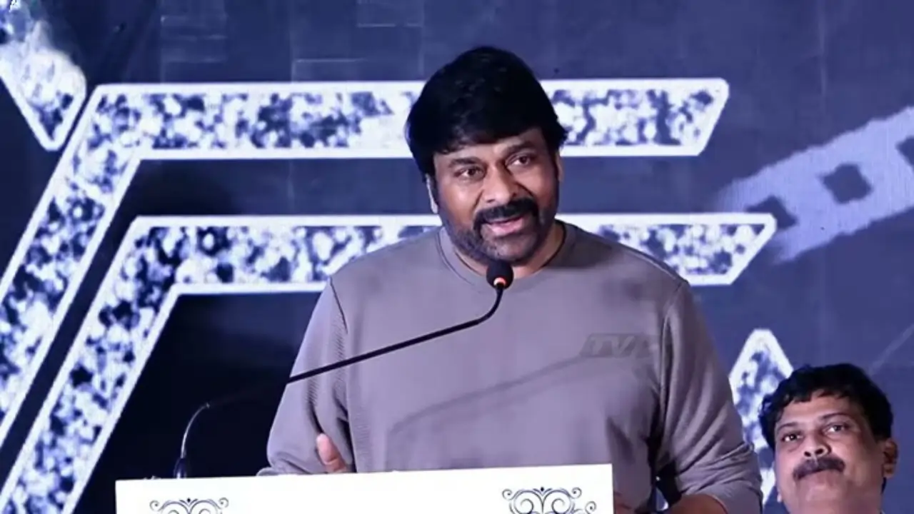 https://www.mobilemasala.com/film-gossip-tl/Her-words-are-the-strength-of-a-thousand-to-me-Chiranjeevi-at-the-book-launch-on-Mahanati-Savitri-tl-i229730