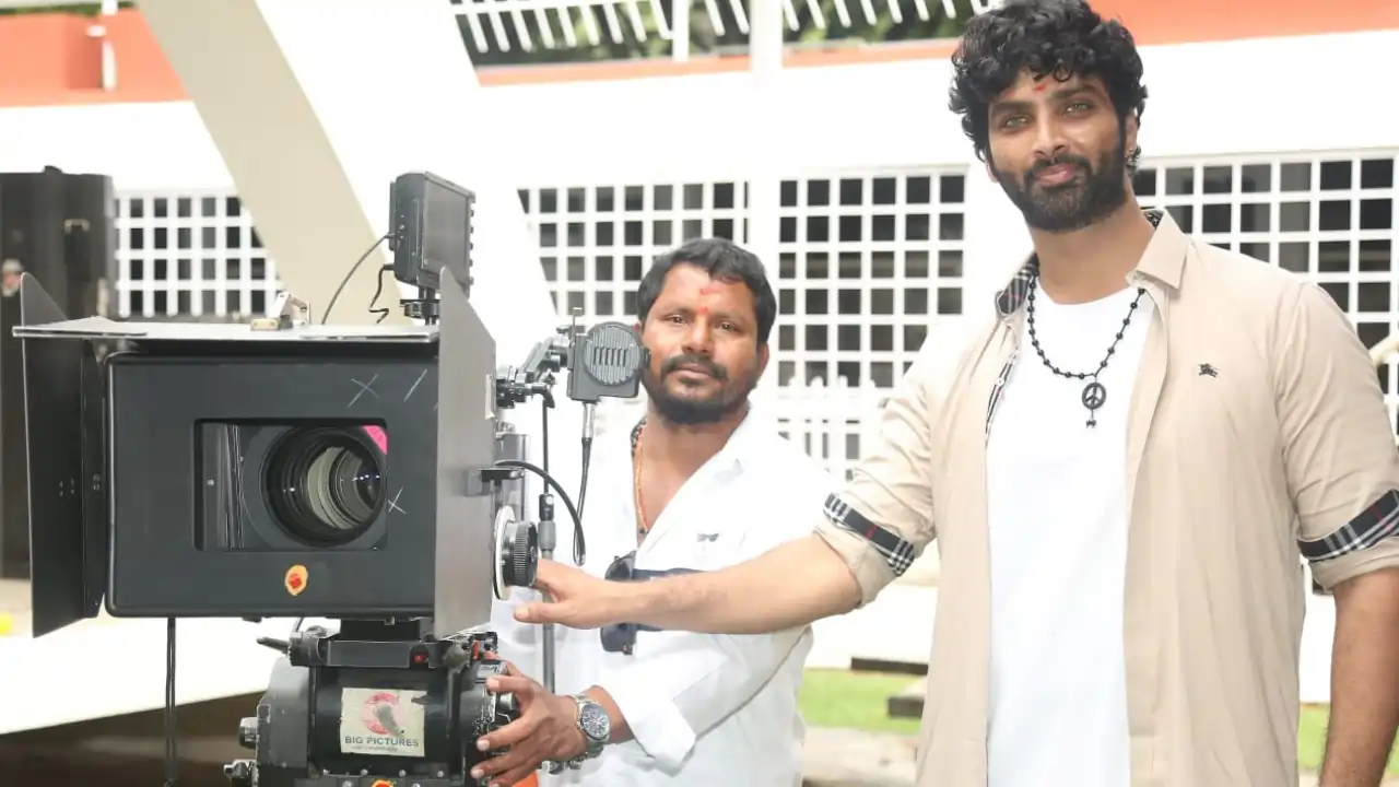 https://www.mobilemasala.com/cinema/Dil-Reddy-movie-started-grandly-with-pooja-programs-tl-i288702