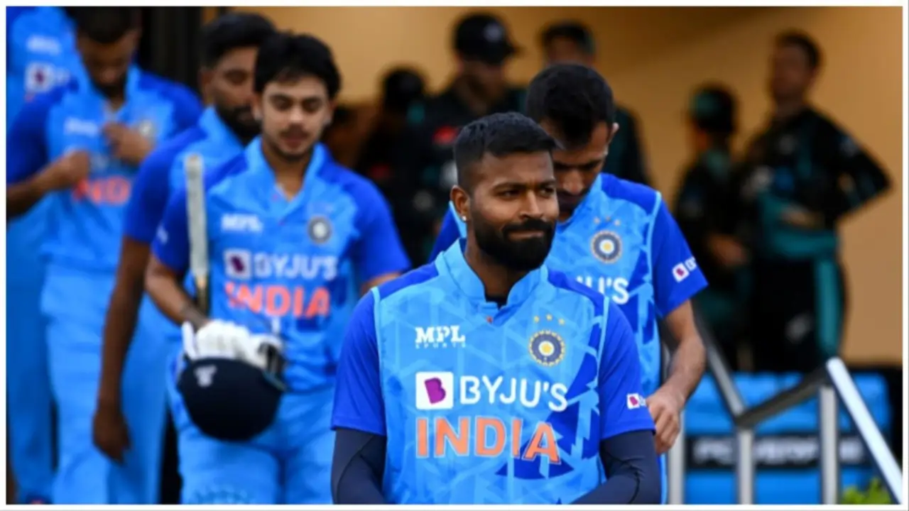 https://www.mobilemasala.com/khel/Hardik-Pandya-Rankings-Pandyas-record-top-in-T20-rankings-many-Indians-left-out-in-this-matter-hi-i278034