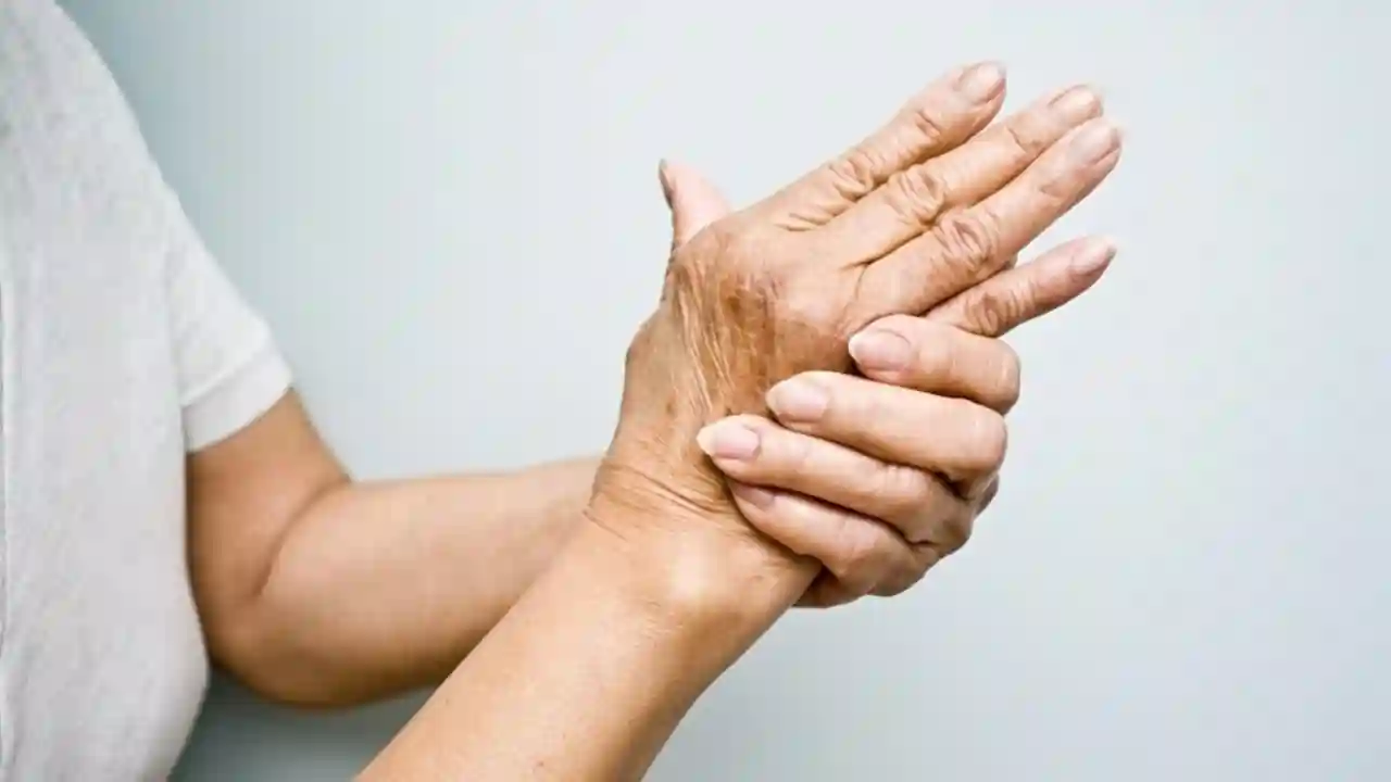 https://www.mobilemasala.com/health-hi/What-is-the-possible-connection-between-vitamin-D-and-rheumatoid-arthritis-RA-symptom-relief-hi-i208594