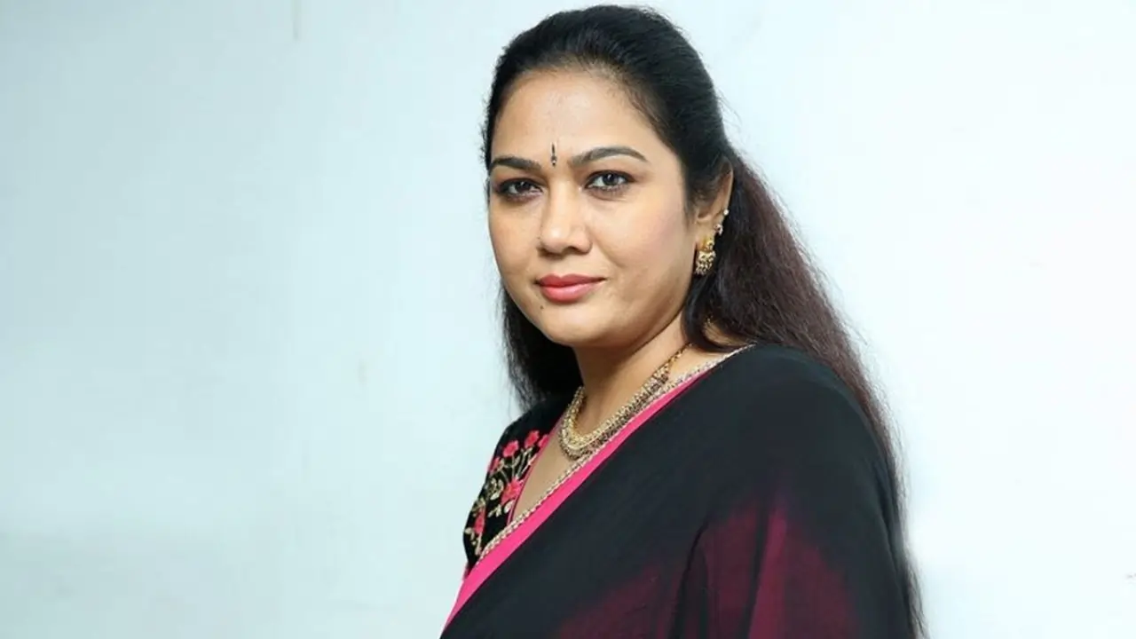 https://www.mobilemasala.com/film-gossip-tl/Actress-Hema-again-notices-in-rave-party-case-tl-i268472