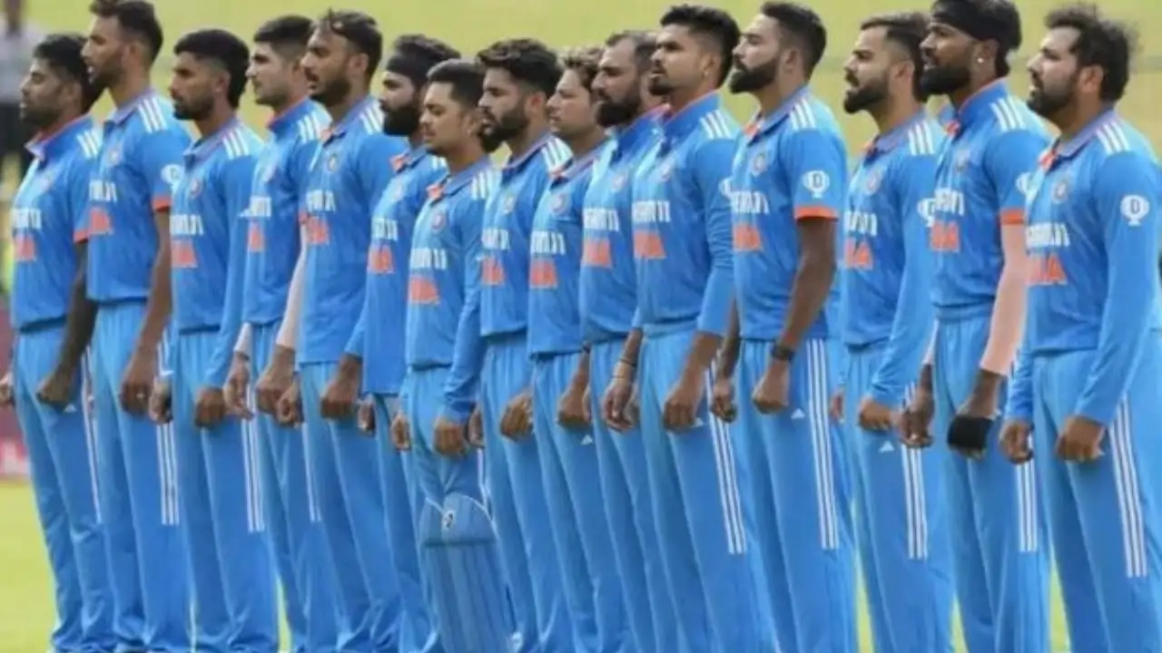 https://www.mobilemasala.com/khel/T20-World-Cup-2024-Virat-Kohli-and-Sanju-Samson-announce-Indias-15-man-squad-hi-i259486