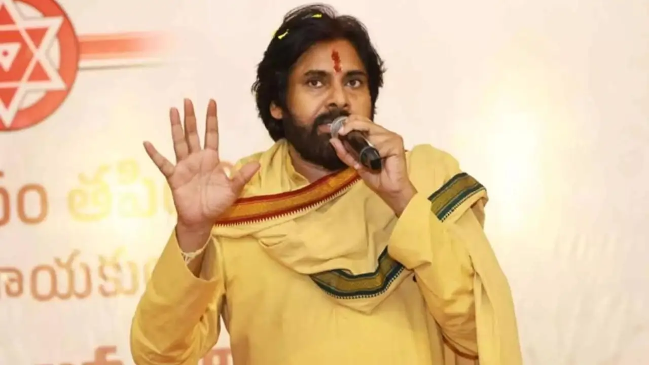 https://www.mobilemasala.com/film-gossip/Deputy-CM-Pawan-Kalyan-proves-his-big-heart-with-6cr-donation-to-AP-TS-Relief-Efforts-i296389