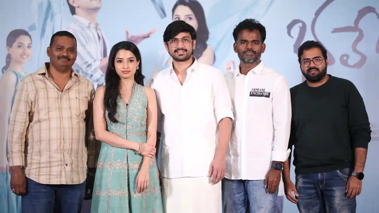 https://www.mobilemasala.com/cinema/Bhale-Unnade-is-a-beautiful-entertainer-to-be-watched-by-the-entire-family-Hero-Raj-Tarun-at-the-press-meet-tl-i294237