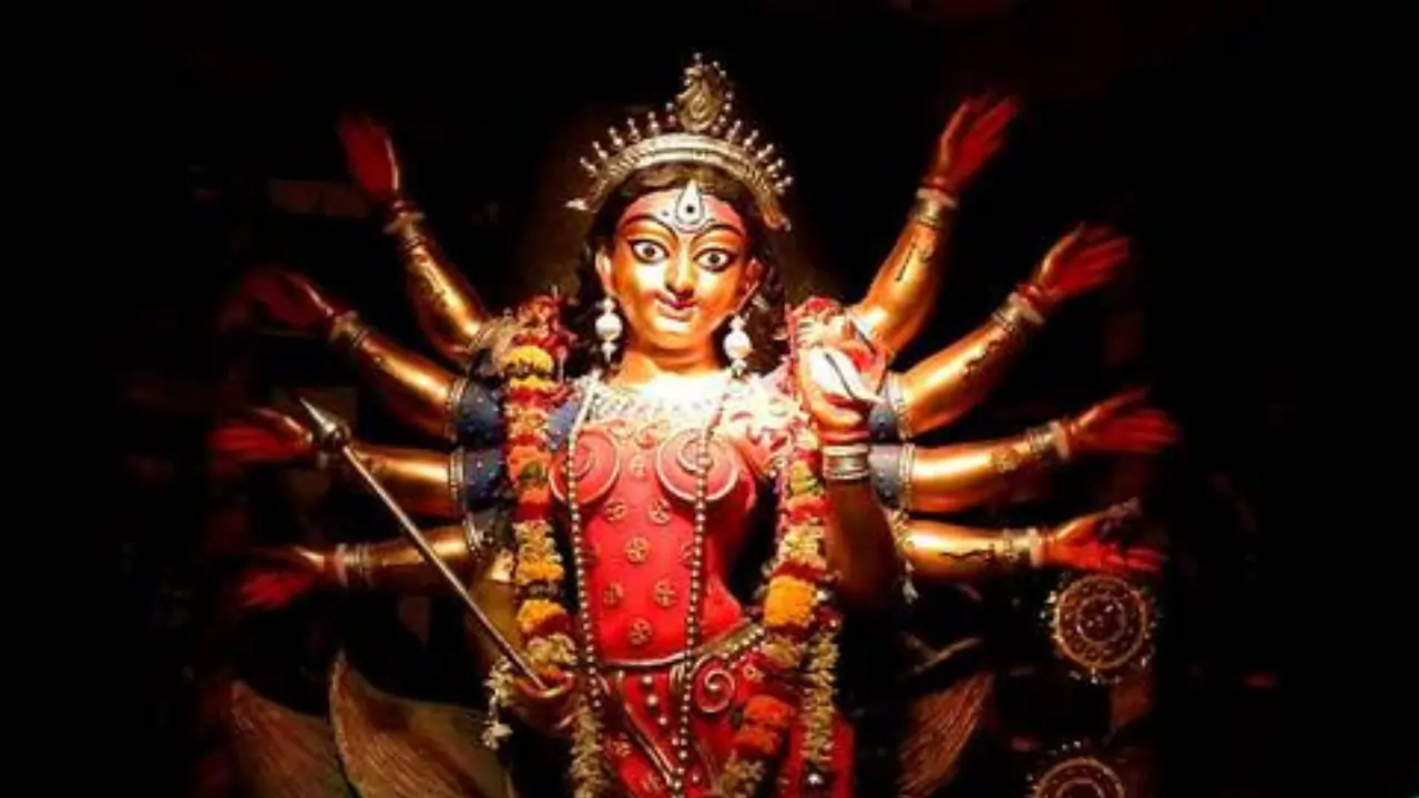 https://www.mobilemasala.com/features/Navratri-2024-When-does-Chaitra-Navratri-begin-History-significance-celebrations-and-all-you-need-to-know-i251762