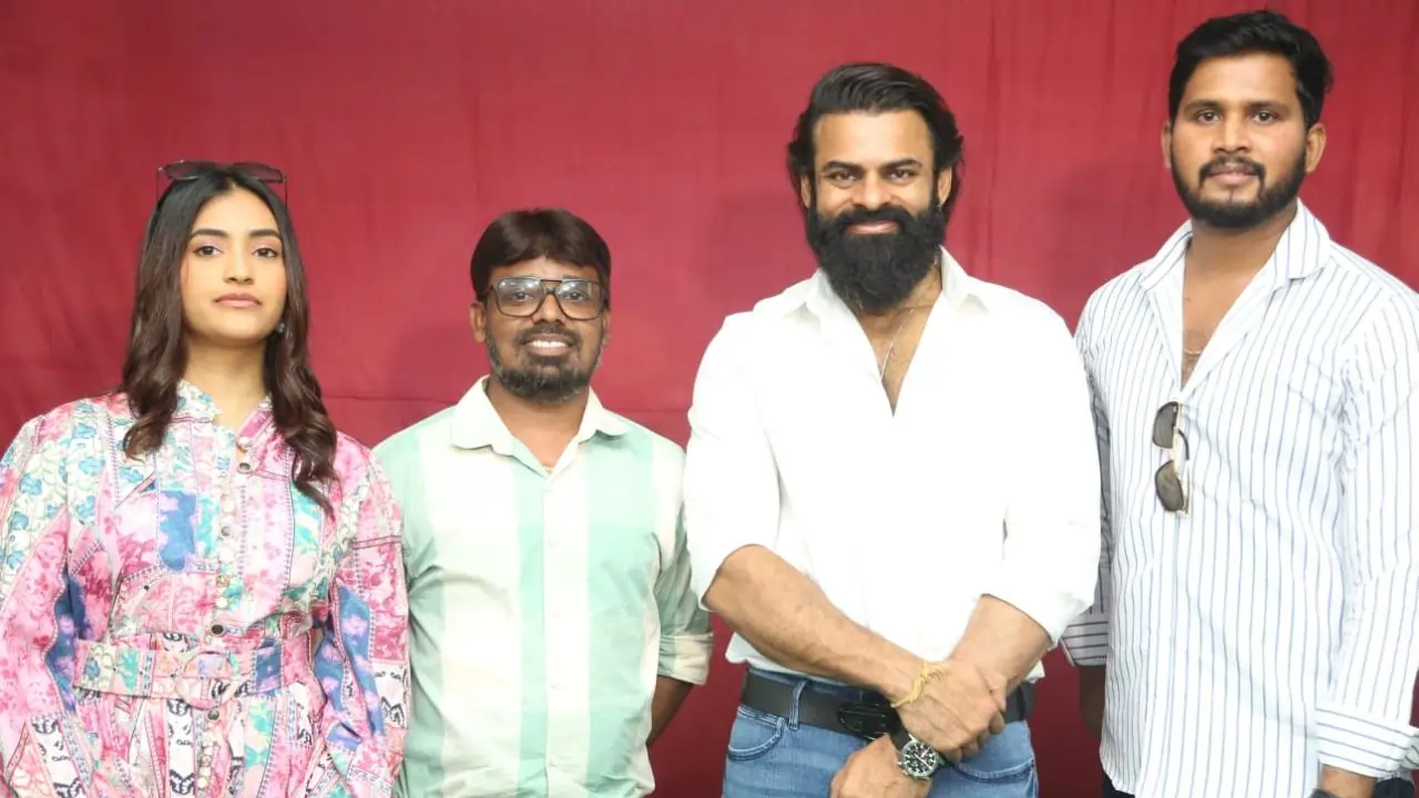 https://www.mobilemasala.com/movies/Hero-Sai-Dharam-Tej-Unveils-Trimukha-Motion-Poster-i308600