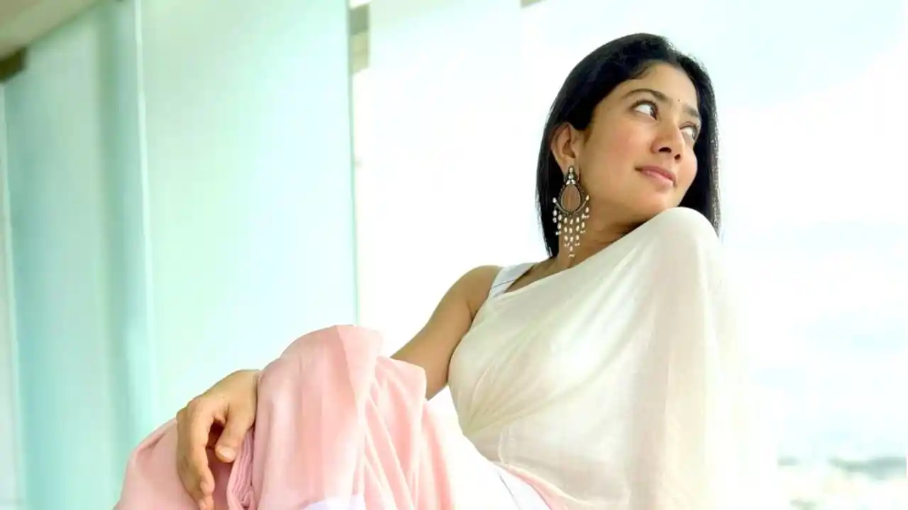 https://www.mobilemasala.com/film-gossip-tl/Doesnt-increase-my-value-Sai-Pallavi-comments-on-PR-agency-tl-i311776