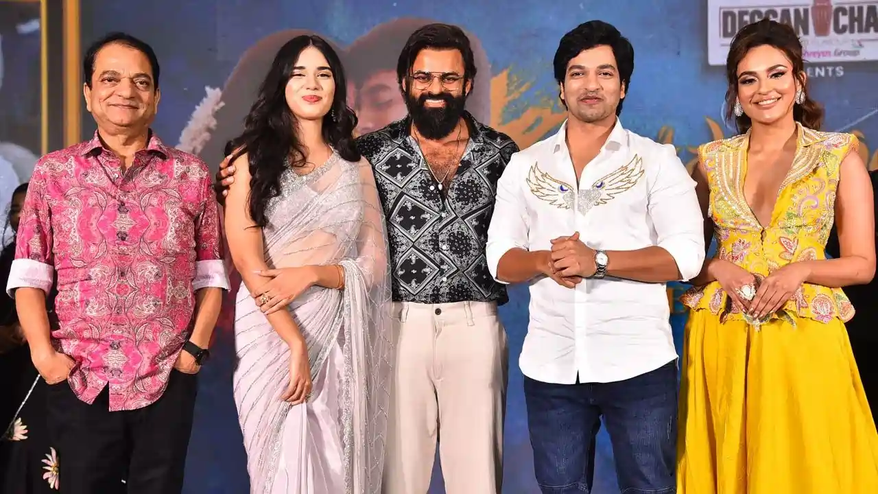 https://www.mobilemasala.com/film-gossip-tl/Usha-Parinayam-should-be-seen-in-theaters-and-become-a-success-Mega-Supreme-Hero-Sai-Durga-Tej-at-the-pre-release-event-tl-i285165