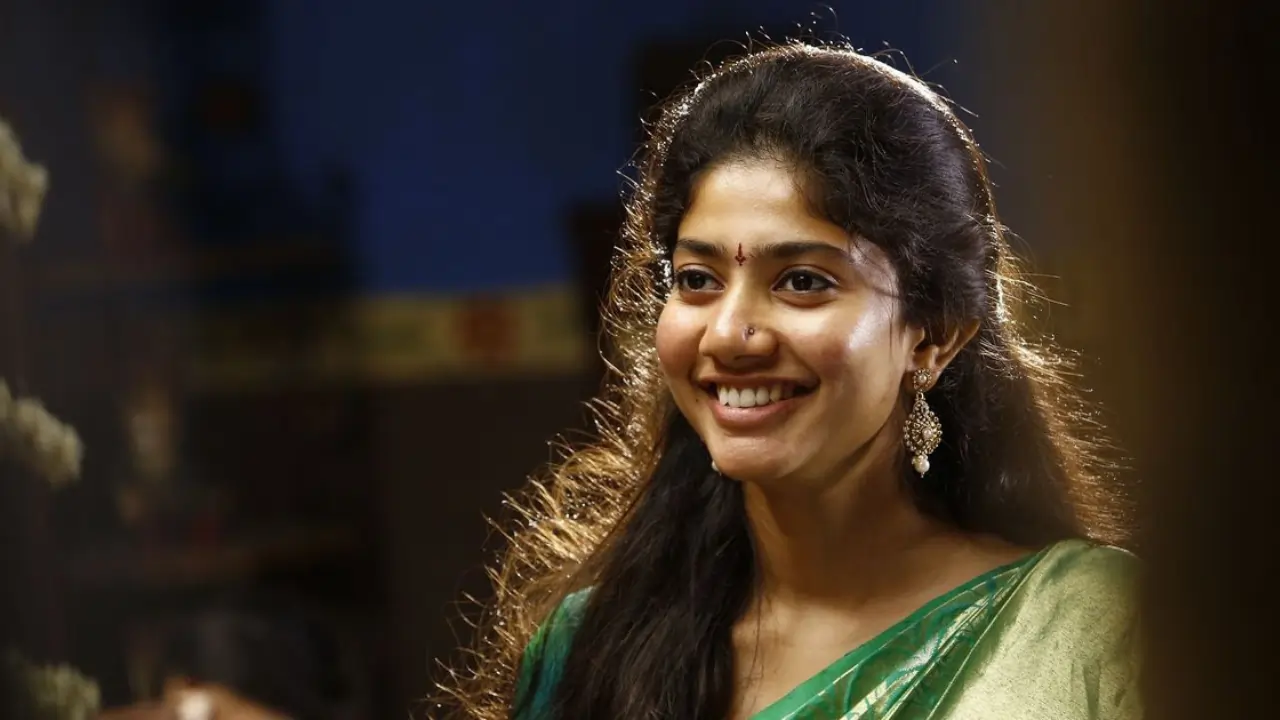 https://www.mobilemasala.com/film-gossip-hi/Sai-Pallavi-Birthday-Love-letter-got-hit-advertisement-worth-crores-got-hit-knowing-these-decisions-of-the-actress-you-too-will-become-crazy-about-the-actress-hi-i261896