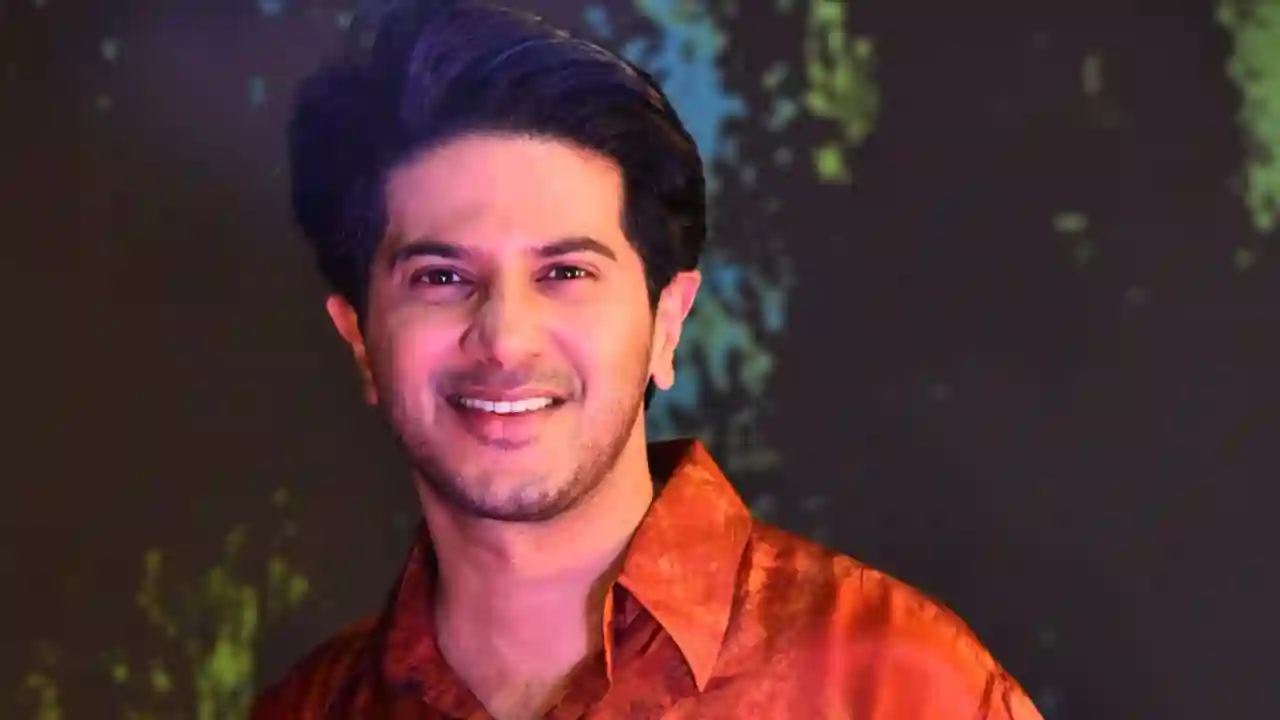 https://www.mobilemasala.com/film-gossip-tl/Lucky-Bhaskar-is-a-film-close-to-my-heart-Dulquer-Salmaan-as-the-protagonist-tl-i314631